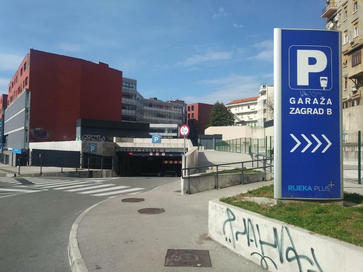Central Zagrad Apartment Rijeka Exterior foto